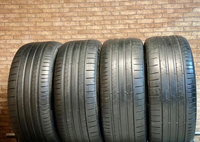 Pirelli P Zero PZ4 275/45 R21