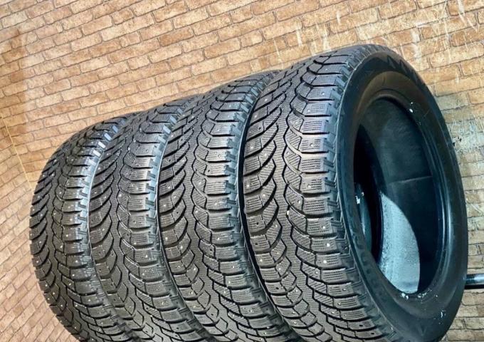 Bridgestone Blizzak Spike-01 225/60 R17