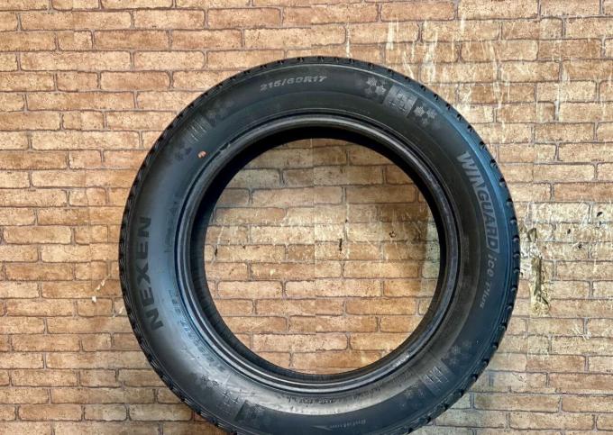 Nexen Winguard Ice Plus 215/60 R17