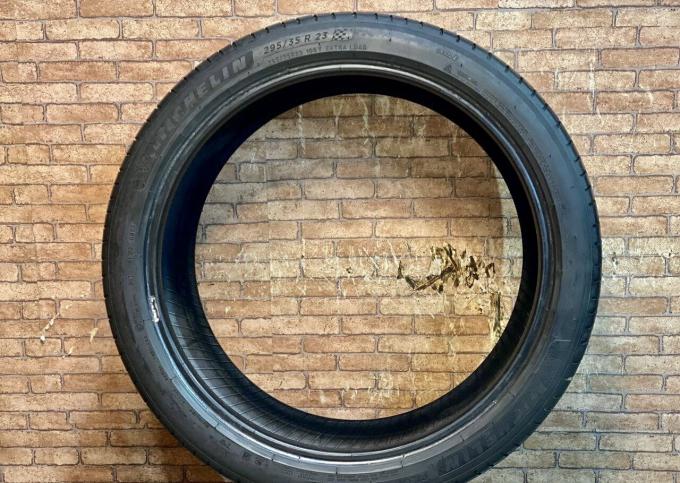 Michelin Pilot Sport 4 SUV 295/35 R23