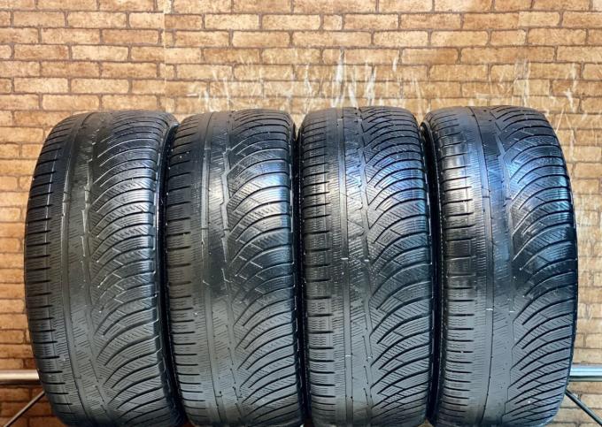 Michelin Pilot Alpin PA4 235/50 R17