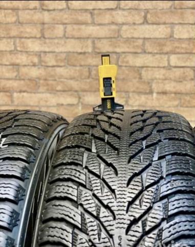 Nokian Tyres Hakkapeliitta R3 235/55 R19