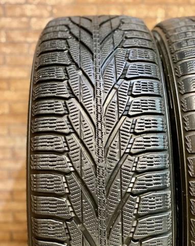 Nokian Tyres Hakkapeliitta R2 SUV 235/65 R17