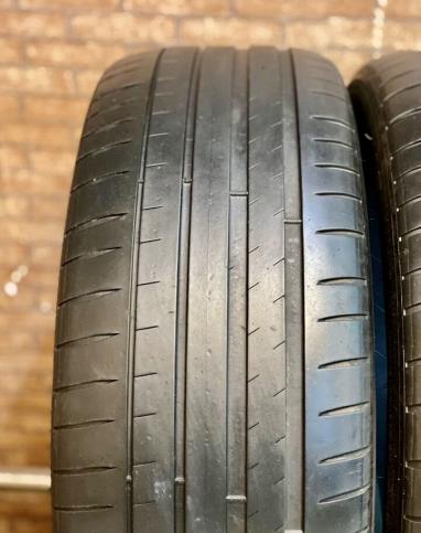 Michelin Pilot Sport 4 225/55 R17