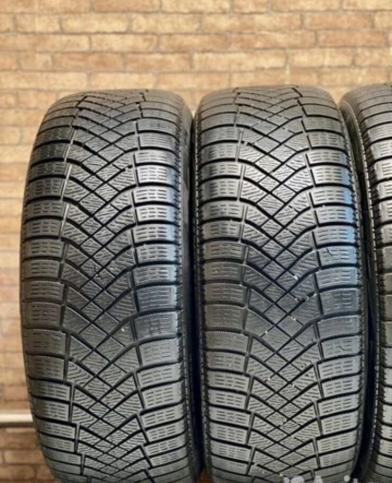 Pirelli Ice Zero FR 225/55 R17