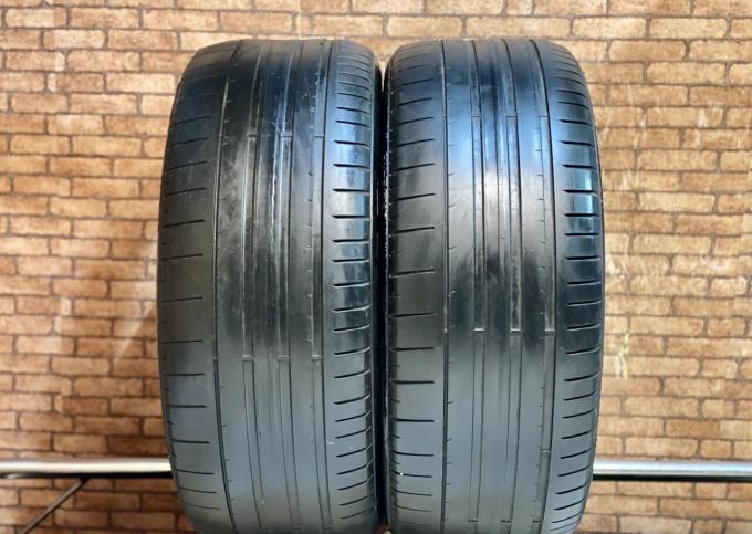 Pirelli P Zero PZ4 285/45 R20