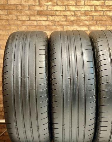 Goodyear Eagle F1 Asymmetric 3 SUV 235/55 R19 и 255/50 R19