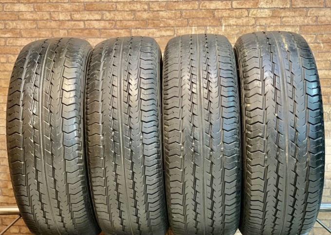 Nexen Roadian AT 4X4 RA7 235/70 R16