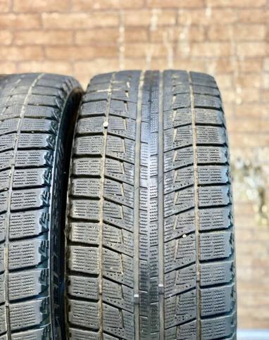 Bridgestone Blizzak Revo2 215/55 R17