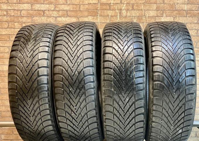 Pirelli Winter Cinturato 185/60 R15