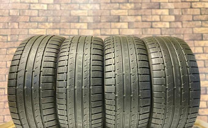 Continental ContiWinterContact TS 810 Sport 235/40 R18