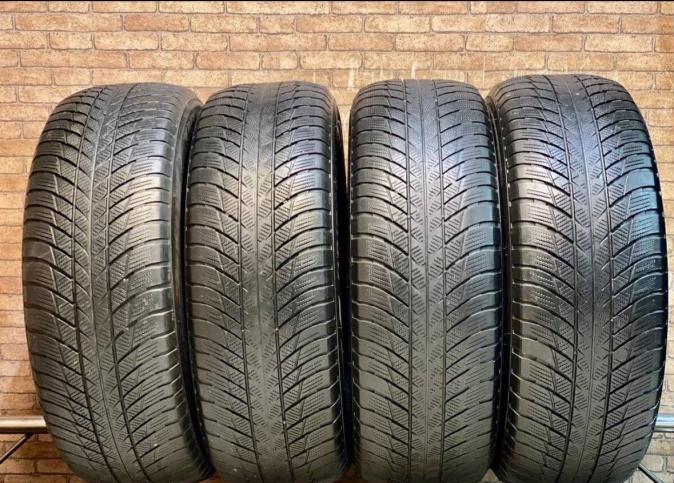 Bridgestone Blizzak LM-001 Evo 225/60 R18