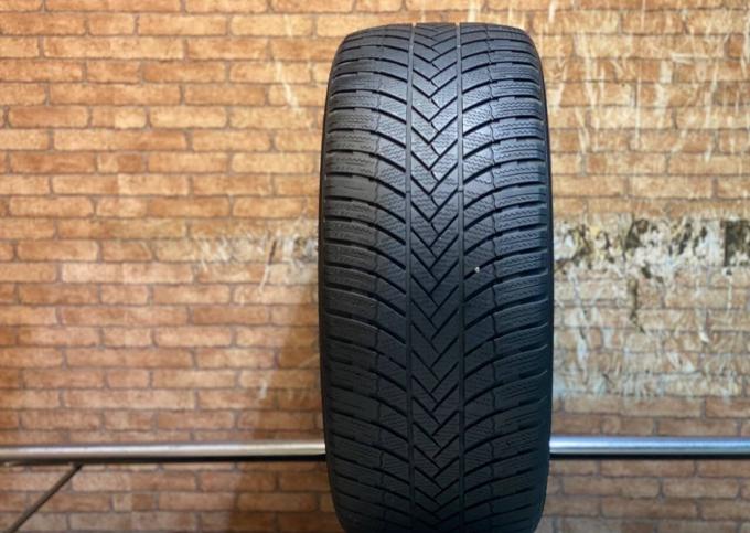 Bridgestone Blizzak LM-005 255/40 R20