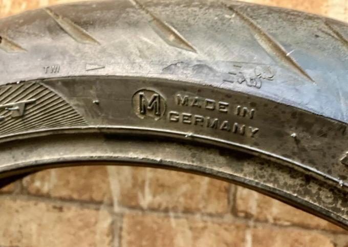 Мотошина 120/70 R17 Metzeler Roadtec Z8 No338