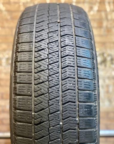 Bridgestone Blizzak Ice 205/60 R16