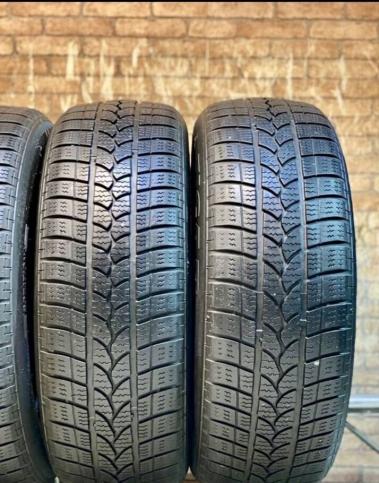 Tigar Winter 205/60 R16