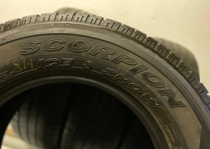 Pirelli Scorpion Ice&Snow 215/70 R16