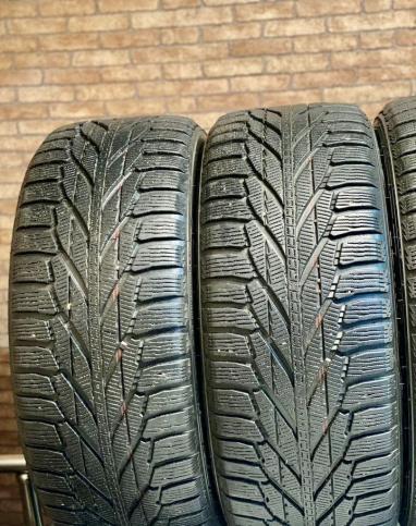 Nokian Tyres Hakkapeliitta R2 SUV 255/55 R18