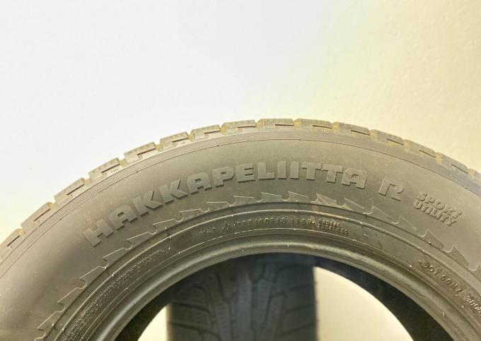 Nokian Tyres Hakkapeliitta R SUV 285/60 R18