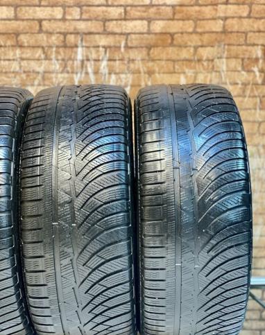 Michelin Pilot Alpin PA4 235/50 R17