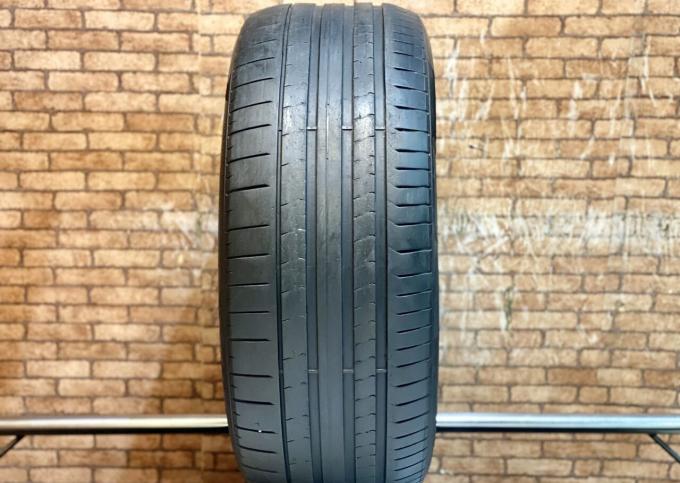 Pirelli P Zero PZ4 275/45 R21