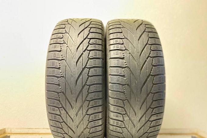 Nokian Tyres Hakkapeliitta R2 SUV 265/65 R17