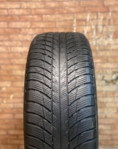 Bridgestone Blizzak LM-001 225/55 R17