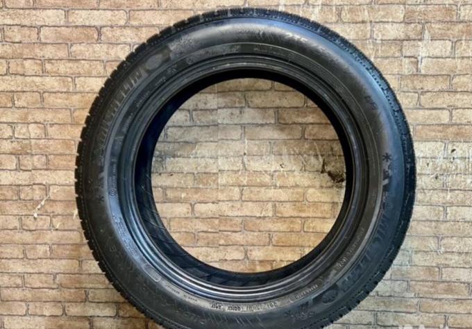 Michelin Alpin A4 235/55 R17