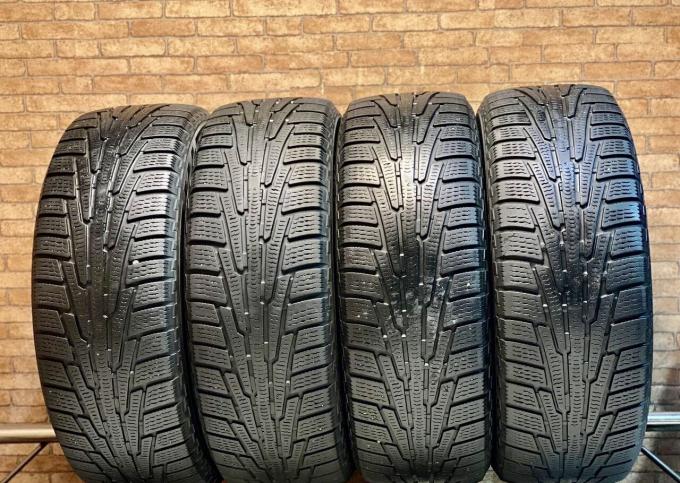 Nokian Tyres Hakkapeliitta R SUV 225/60 R17