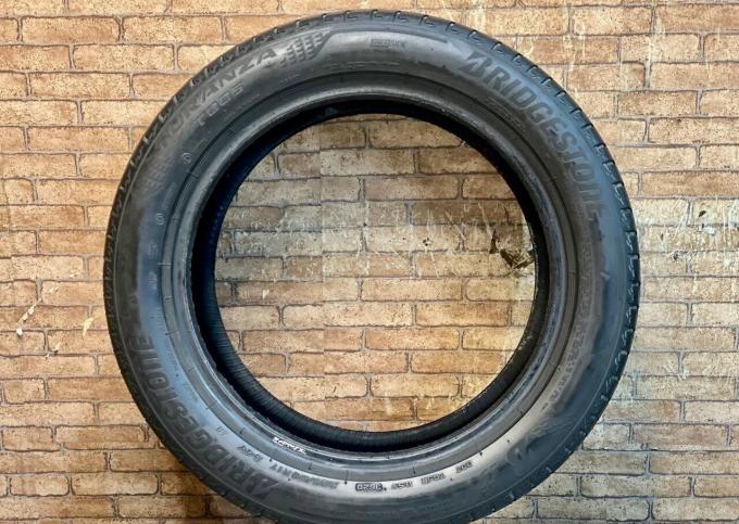 Bridgestone Turanza T005 225/50 R17