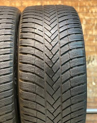 Bridgestone Blizzak LM-005 255/40 R20