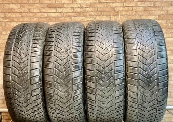 Goodyear UltraGrip Performance SUV Gen-1 235/55 R19