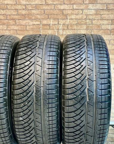 Michelin Pilot Alpin PA4 235/55 R17