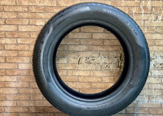 Pirelli Cinturato P7 205/55 R16