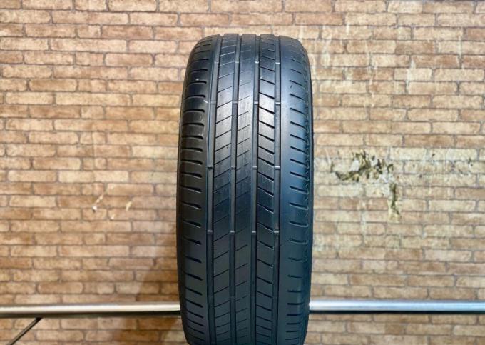 Bridgestone Alenza 001 245/50 R19