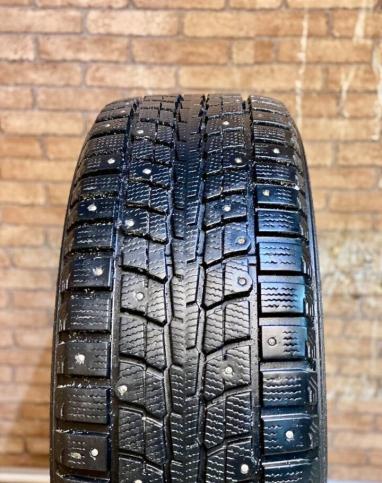 Dunlop SP Winter Ice 01 235/55 R17