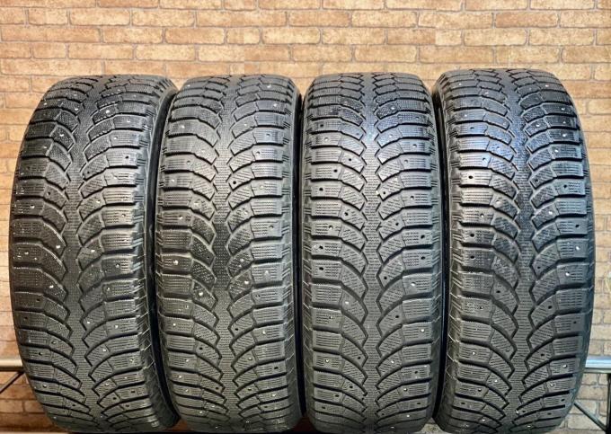 Bridgestone Blizzak Spike-01 225/60 R17