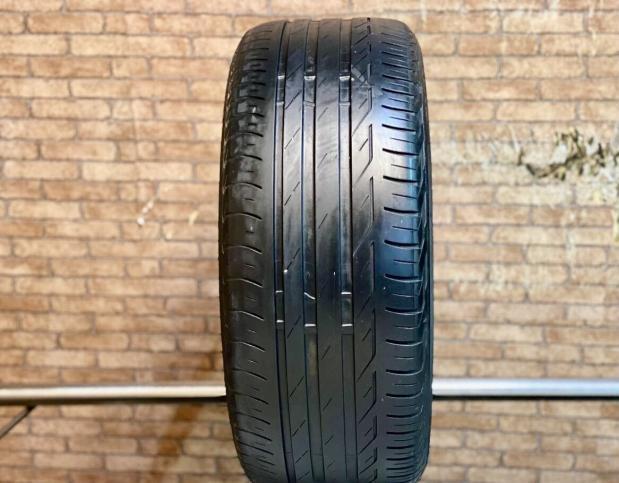 Bridgestone Turanza T001 235/45 R17