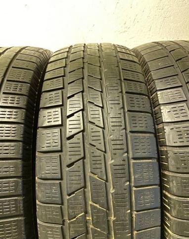 Pirelli Scorpion Ice&Snow 215/70 R16