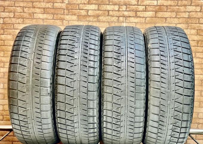 Bridgestone Blizzak Revo GZ 225/60 R17