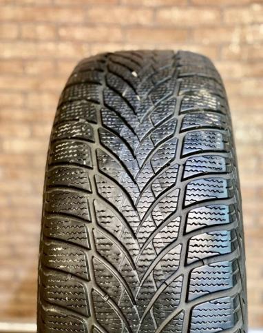 Goodyear UltraGrip Ice 2 215/60 R16