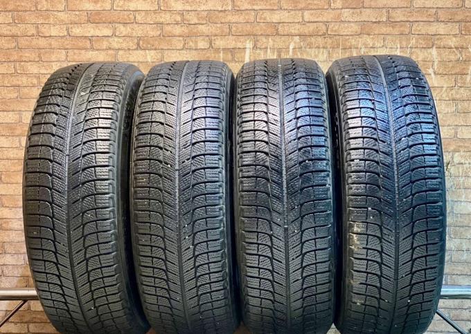 Michelin Latitude X-Ice XI2 215/65 R17