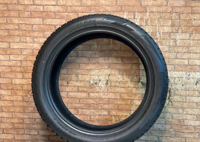 Pirelli Ice Zero 2 245/45 R20