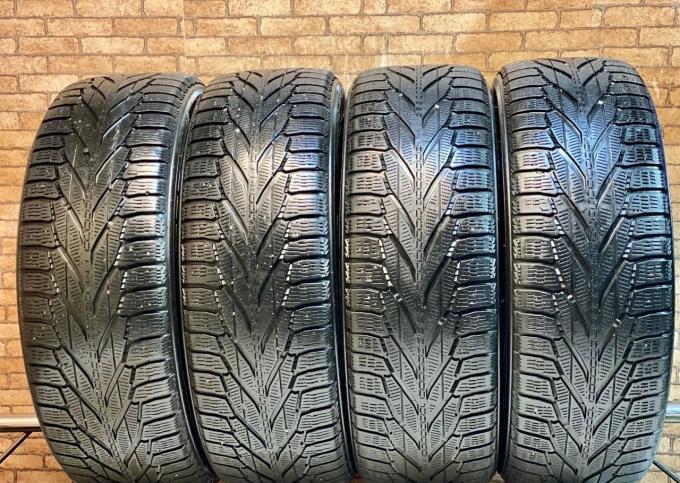 Nokian Tyres Hakkapeliitta R2 235/65 R17