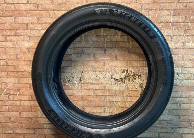 Michelin Pilot Sport 4 SUV 275/45 R20