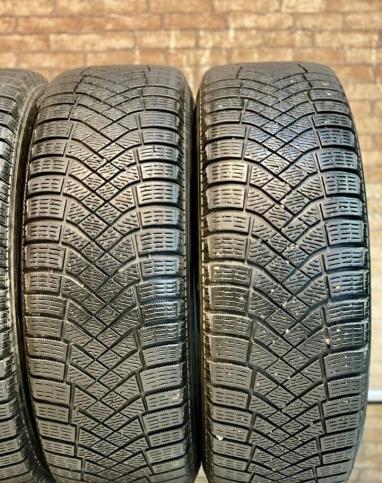 Pirelli Ice Zero FR SUV 225/65 R17