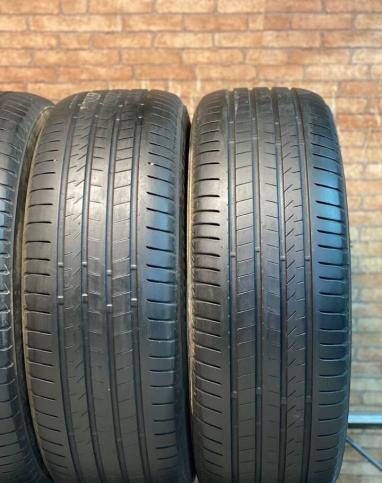 Bridgestone Alenza 001 235/65 R17