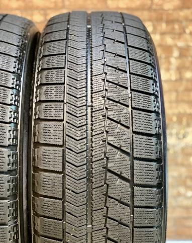 Bridgestone Blizzak VRX 225/60 R18