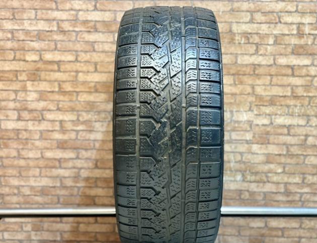 Kumho I'Zen RV KC15 275/45 R20