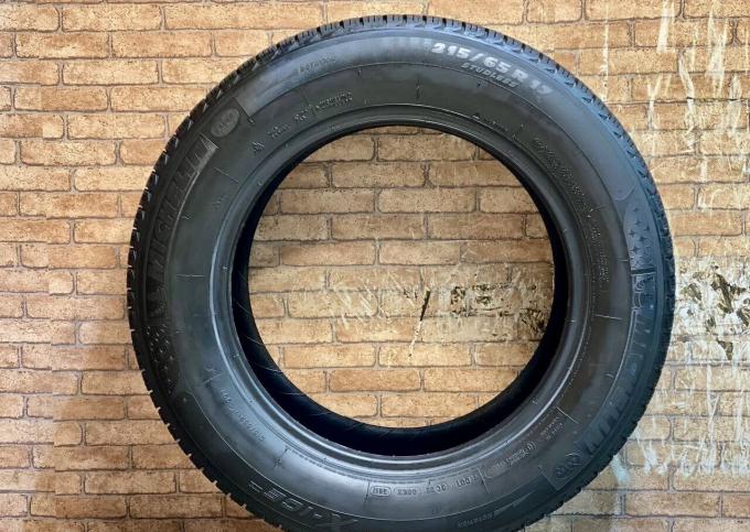 Michelin Latitude X-Ice XI2 215/65 R17